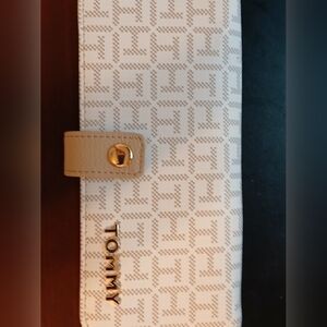 Tommy Hilfiger Cream and Tan Clutch